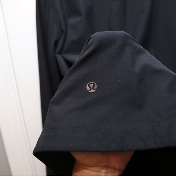 Lululemon Black Zip-Up Jacket - Picture 4 of 6